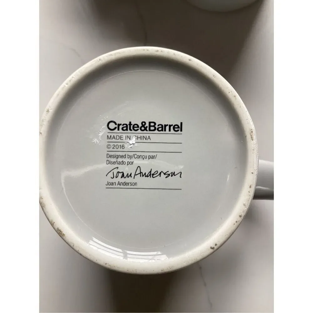 Set of 4 Crate & Barrel 12oz Ceramic Coffee Mugs Joan Anderson Skating Reindeer